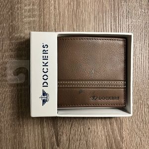 Dockers Wallet
